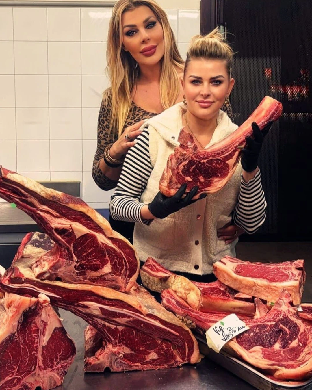 Ristorante_la_qualunque_grill_staff_carne