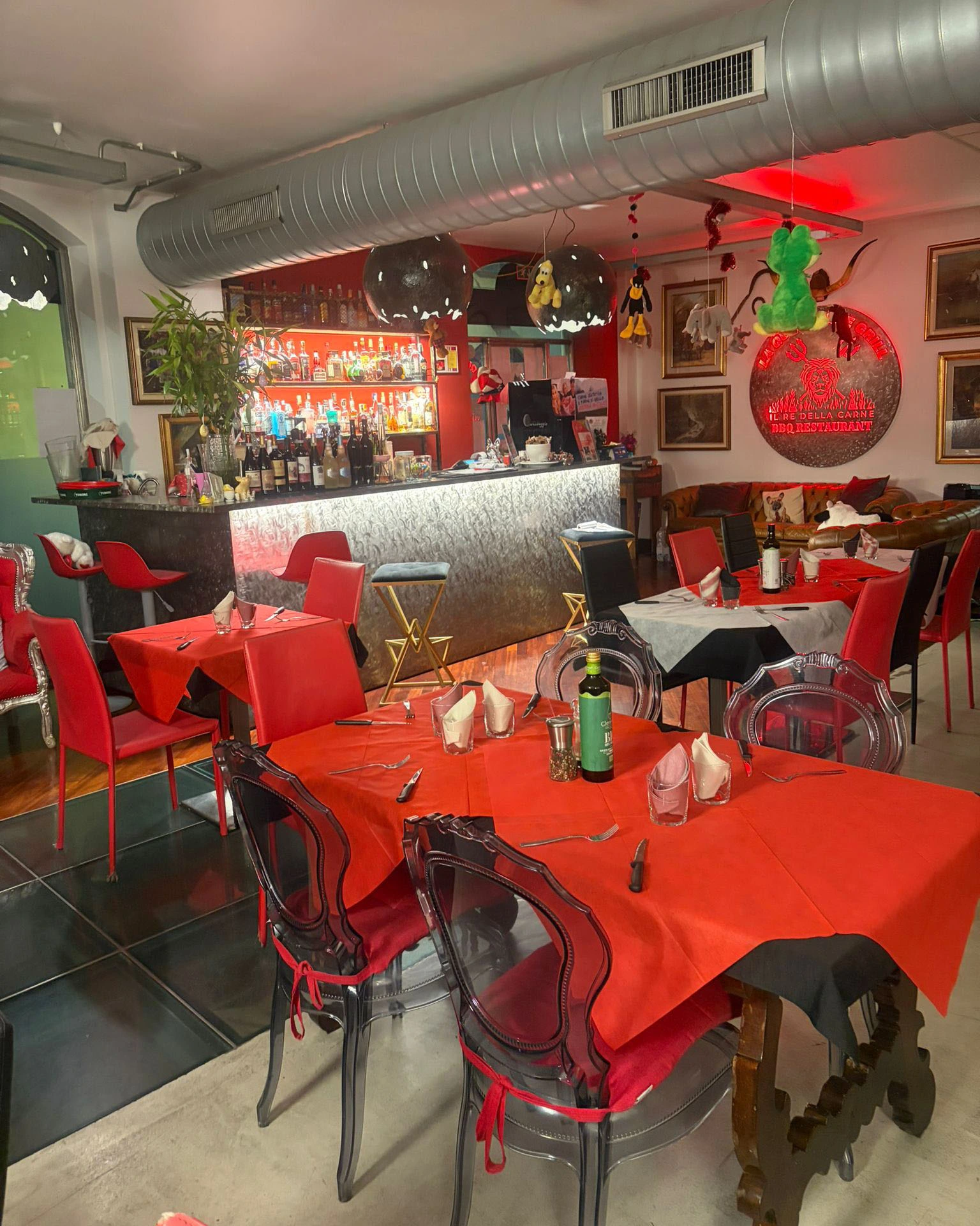 locale-pet-friendly-rho-milano-ristorante-carne-accogliente